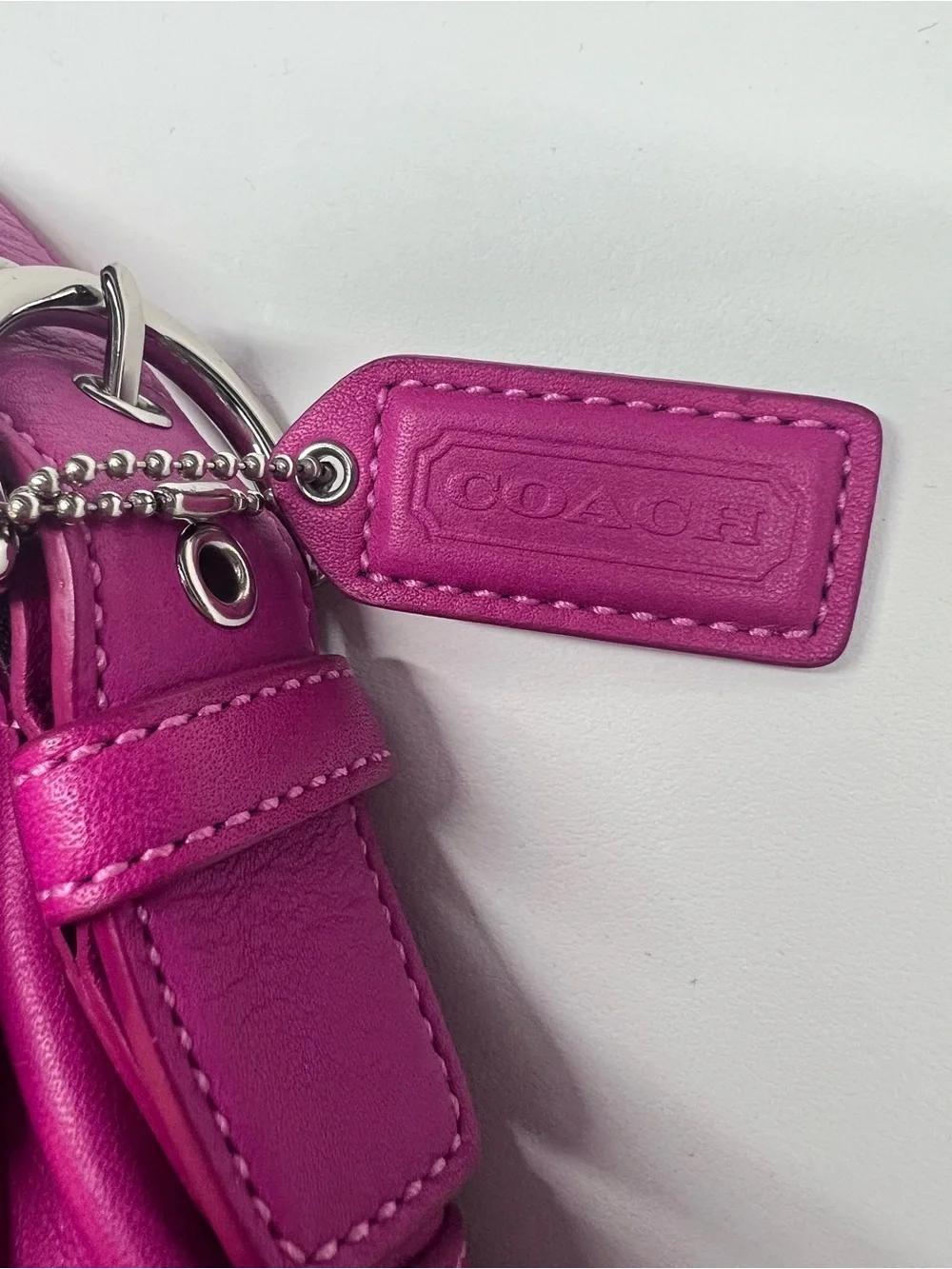 Coach Soho 2004 Hot Pink - Picture 7 of 11